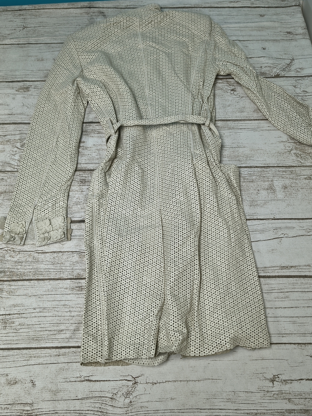 Etcetera Leather And Silk Cream Perforated Flower Embellished Dress Size 4 - Picture 11 of 11